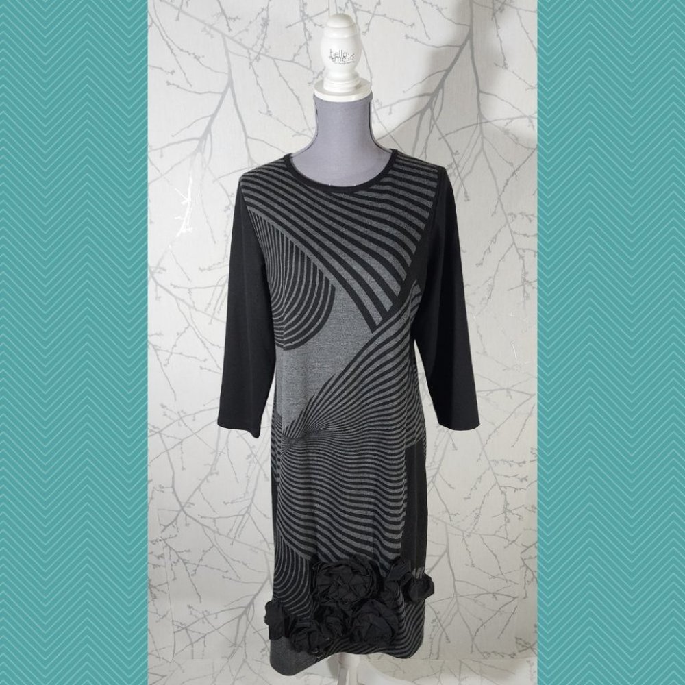 Jus De Pommes Black Abstract Geometric 3D Floral Hem Dress Artsy